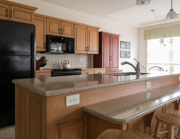 Kitchen and countertops
