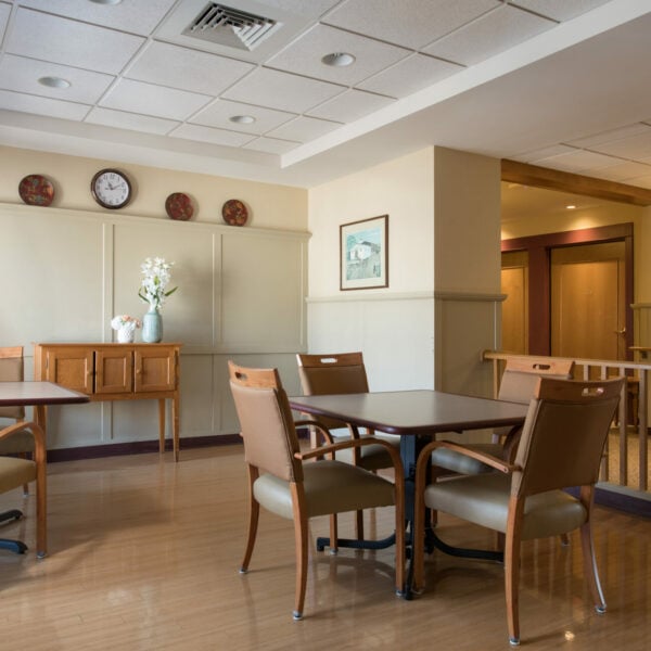 Community dining room in Landis Homes assisted living.